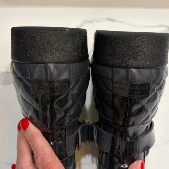 Hunter Chelsea quilted glass slate gray boots, Size 11